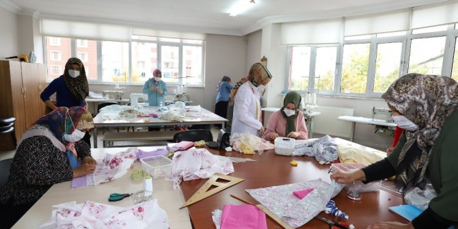KOMEK’te yeni dönem, yüz yüze ve uzaktan eğitimlerle başladı