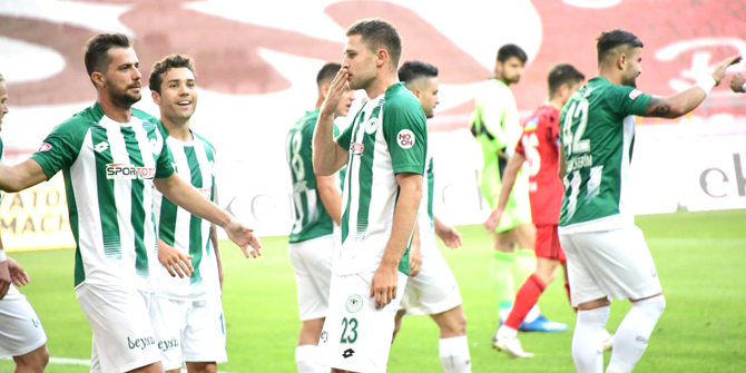 Konyaspor’da Artem Kravets döndü