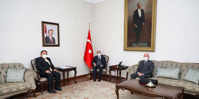 Valilik ziyaretinde tarihi konak ele alındı