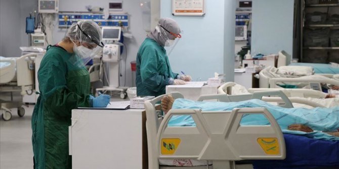 Turkey reports over 5,500 more COVID-19 patients