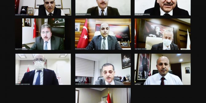 Bakan Koca, 10 ilin Sağlık Müdürleriyle bir araya geldi