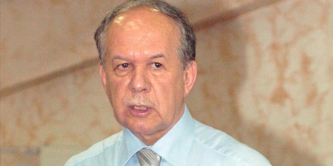 Prof. Dr. Bilal Eryılmaz koronavirüs nedeniyle hayatını kaybetti