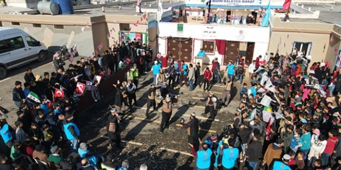 Türkiye Diyanet Vakfı İdlib'de okul açtı