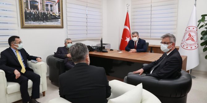 Bakan Koca: Covid-19 aşısı ile ilgili ilk anlaşmaları yaptık