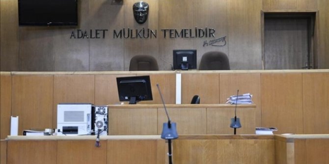 Saat kulesine adını yazdı, bir yıl hapisle cezalandırıldı
