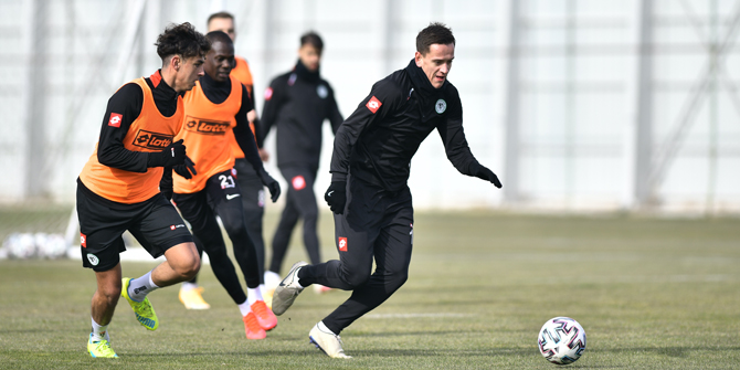 Konyaspor'da Erzurumspor mesaisi başladı