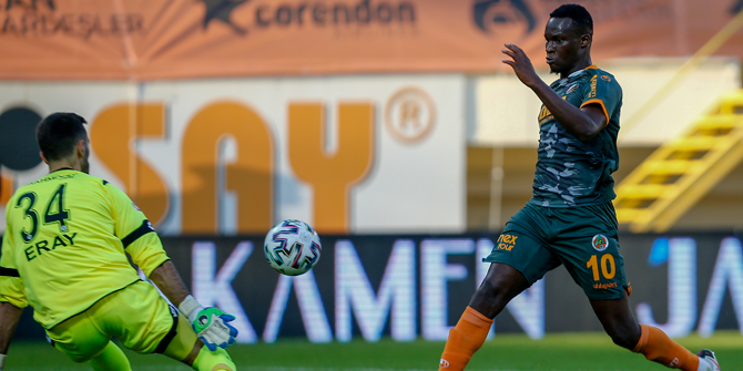 Konyaspor'da Eray kalesinde güven verdi
