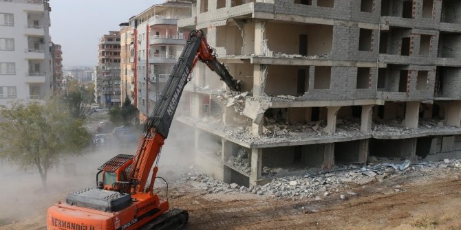 Kaçak yapılar yıkılıyor