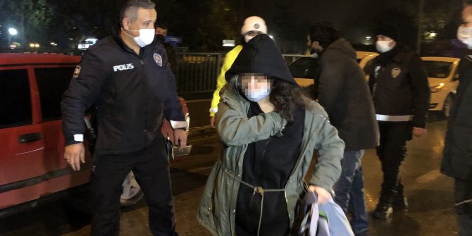 Kısıtlamada otomobille gezerek uyuşturucu içen 4 şüpheli, gözaltında