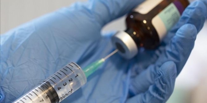 Fransa'da 200 milyon doz aşı üç aşamada kullanılacak