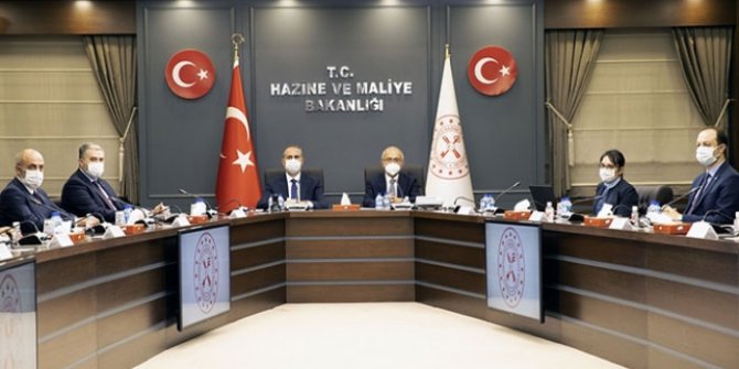 Bakan Elvan ve Gül, MÜSİAD yönetimiyle bir araya geldi