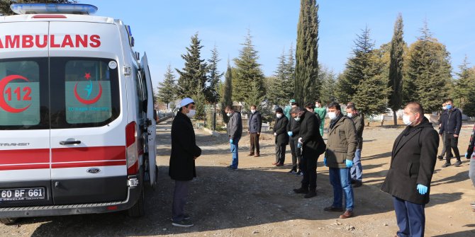 Devlet hastanesinin temizlik görevlisi, koronavirüsten hayatını kaybetti