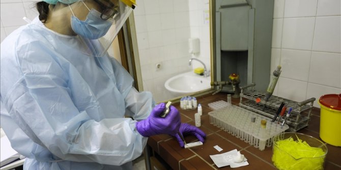 U Bosni i Hercegovini još 943 osobe pozitivne na koronavirus, preminulo 40 osoba