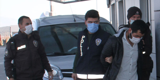 Eşini bıçaklayarak öldüren koca tutuklandı