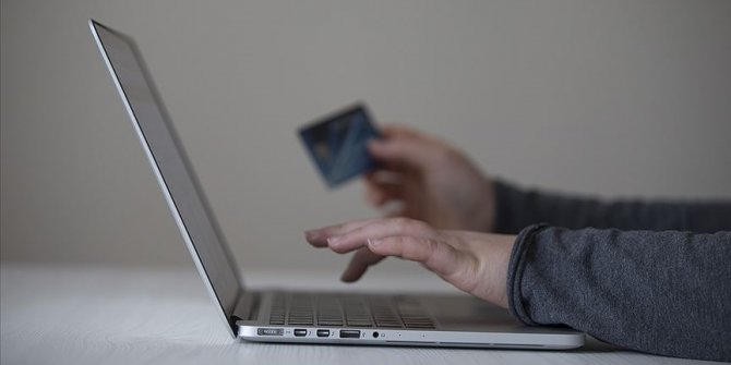 'Alışverişlerde internet korsanlarına karşı tedbirli olunması' uyarısı