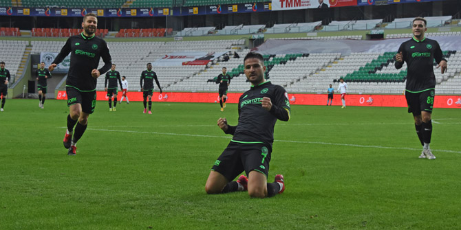 Konyaspor’da Ömer Ali sol bekte oynadı