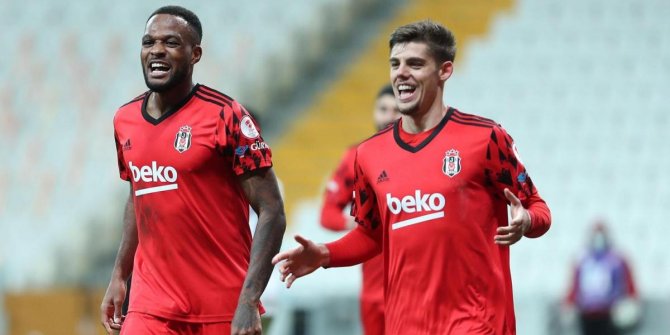 Cyle Larin'den derbi sözleri: Büyük takımız ve galibiyet hedefliyoruz