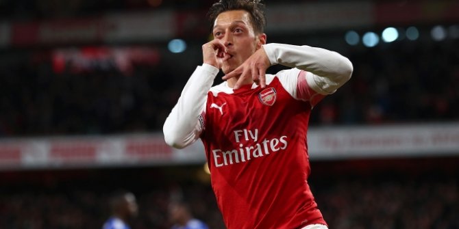 Mesut Özil'den ilk açıklama