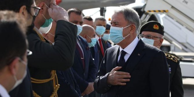 Milli Savunma Bakanı Akar Irak'ta
