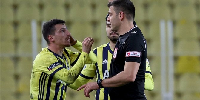 PFDK'den Fenerbahçeli futbolcu Mert Hakan Yandaş'a 1 maç ceza