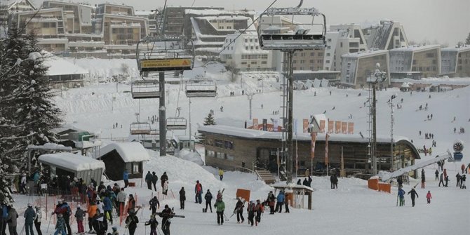 Bjelašnica posjetioce ostavlja bez daha: Odlične ski staze, čist zrak, raznolika gastronomska ponuda