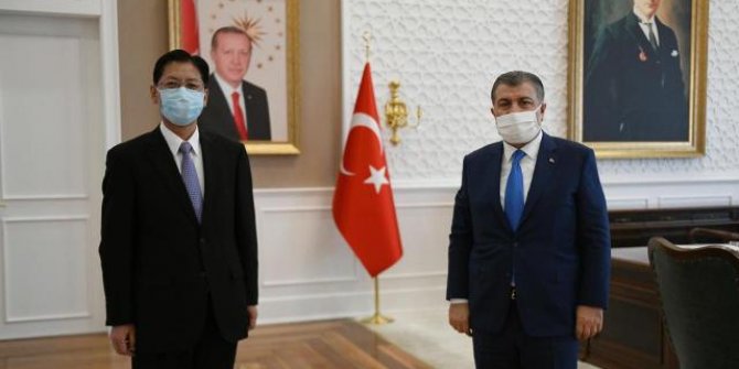 Sağlık Bakanı Koca, Çin'in Ankara Büyükelçisi Şaobin ile görüştü