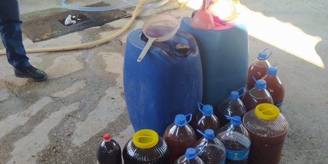 Manisa'da 670 litre 'sahte içki' ele geçirildi