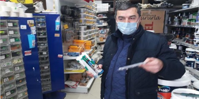 Önce çaldı sonra iade edip parasını aldı