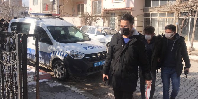 Trafikte ölümlü kavgaya karışan baba ve oğlu adliyede