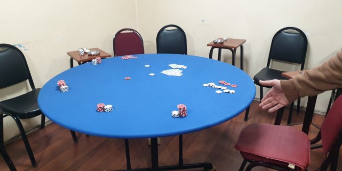 Kumar baskını; 16 kişiye 55 bin lira ceza kesildi