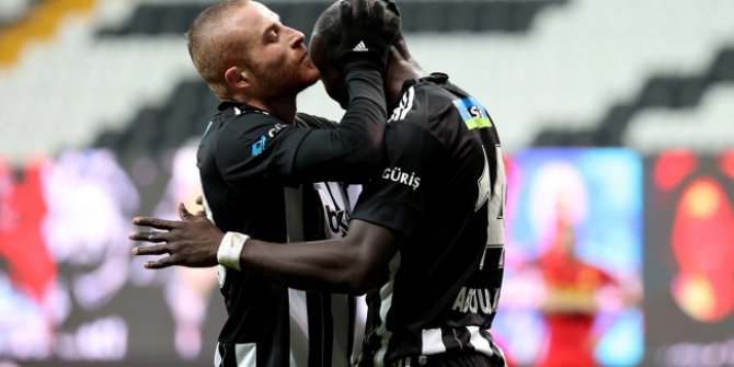 Beşiktaş ikinci yarıda açıldı