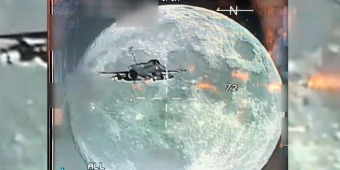 Dolunayda uçan Türk F-16'sı