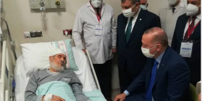 Erdoğan'dan Fethi Sekin’in babası ile kanaat önderi Nazırlı’ya hastanede ziyaret