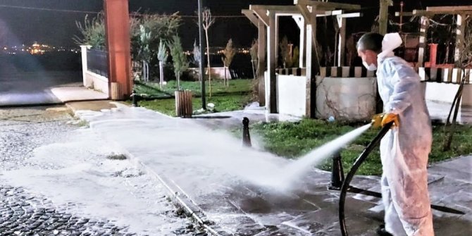 Dezenfeksiyon çalışmaları hız kesmeden sürüyor