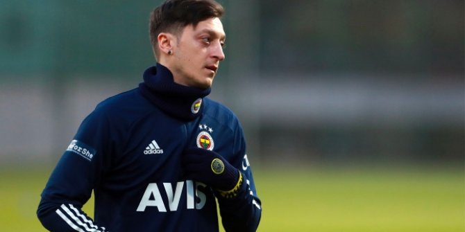 Mesut Özil'in imza törenine yoğun ilgi