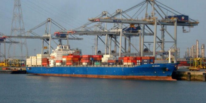 Korsanlar tarafından kaçırılmıştı, 22 kişilik ekip Gabon'a ulaştı