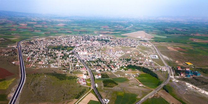 Konya'nın ilçesinde 8 bin 714 metrekare tarla satışa çıktı