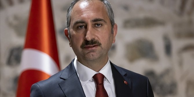 Adalet Bakanı Gül: WhatsApp'ın zorunlu güncellemesi çifte standarttır