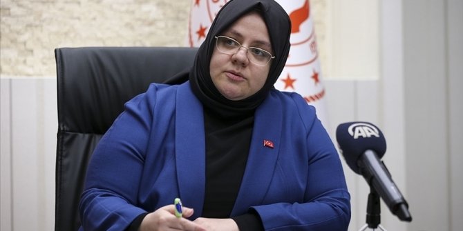 "700 bini aşkın kamu işçimizin ilave tediyeleri bugün hesaplara yatırılıyor"