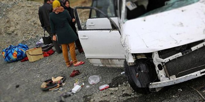 İran'da zincirleme kaza: 5 ölü