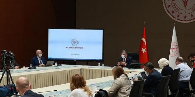 Bilim kurulları COVID-19'la mücadelede etkin rol oynadı