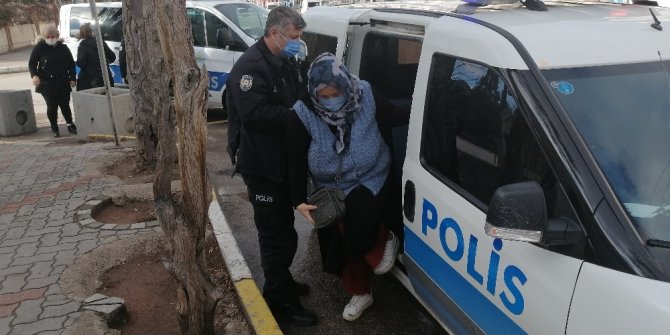 Yabancı uyruklu ailenin para kavgası polis merkezinde bitti