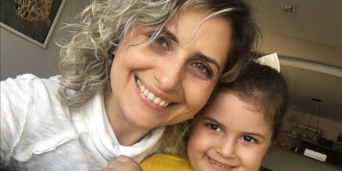 İlik nakli olan Öykü Arin'in yüzü artık gülüyor