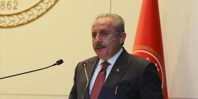 "Birçok şeyin paradigmasıyla temelden değişeceği bir dönemin başlangıcındayız"