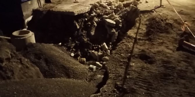Su şebekesini onarmak için girdiği çukur mezarı oldu