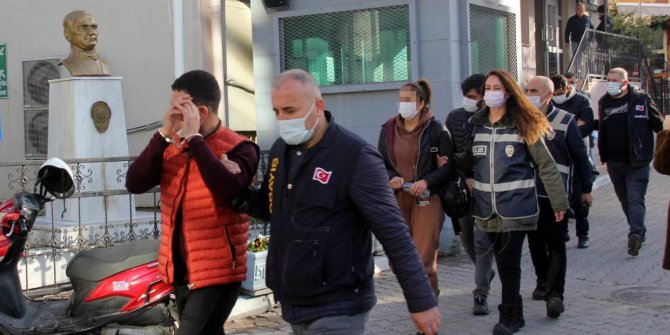 'Polis ve savcı' yalanıyla 8 milyon liralık dolandırıcılığa 6 gözaltı