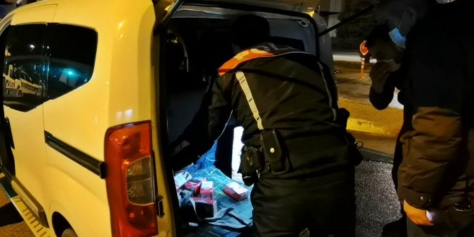 Kısıtlamada alkollü yakalanan sürücüye 5 bin 623 lira ceza kesildi