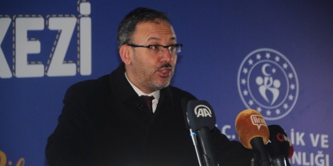 Bakan Kasapoğlu: "Kadın öncelikli spor bizim felsefemiz"