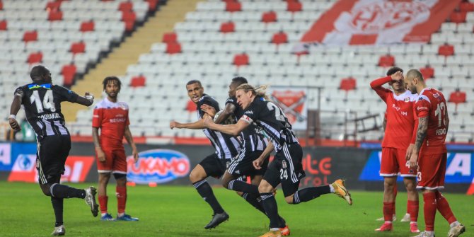Beşiktaş kan kaybediyor