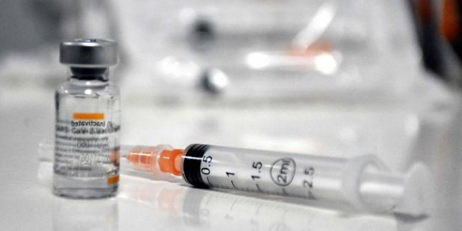 Çin CoronaVac aşısına 'yaygın kullanım onayı' verdi